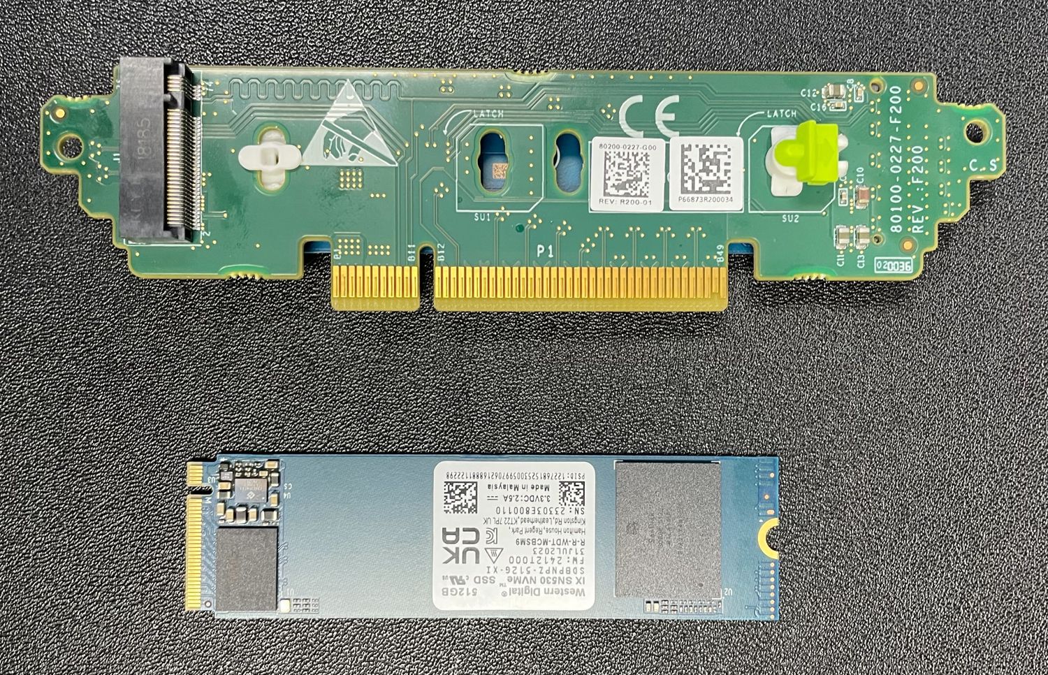 ../_images/netgate-8300-nvme-riser-slot-2-empty.jpg